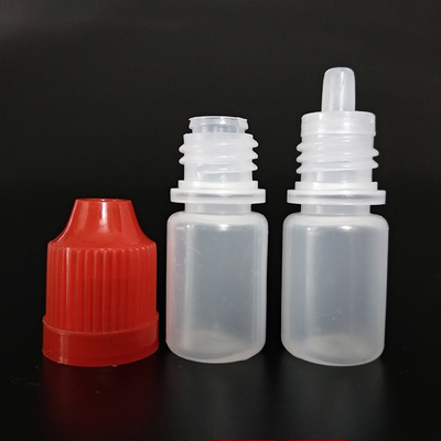 Aanpassen van plastic reservoircontainers voor transparante vloeistofopslagoplossingen