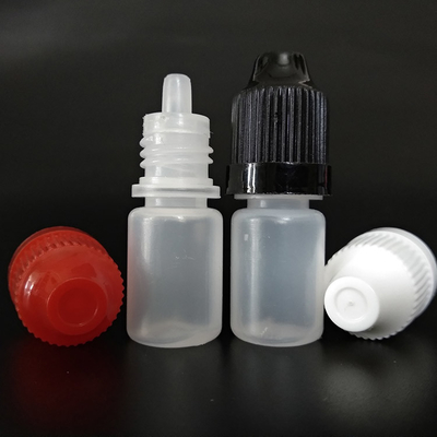 Aanpassen van plastic reservoircontainers voor transparante vloeistofopslagoplossingen