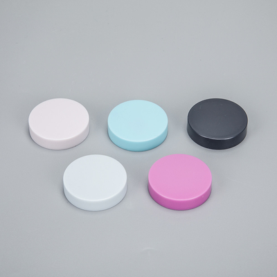 Gepersonaliseerd logo Plastic cosmetische pot met glad oppervlak en gepersonaliseerde afdruk