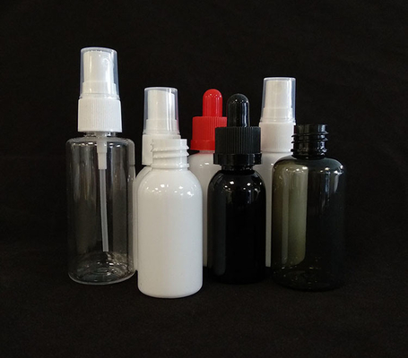 Ronde PET-sprayflessen Transparent Duurzaam ontwerp Verschillende capaciteitsopties