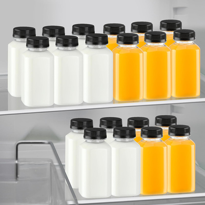 Moderne plastic flessen met geïsoleerd handvat, helder of op maat gemaakt
