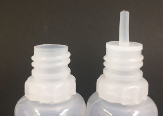 Gepersonaliseerde logo glazen dropperflessen met verschillende capaciteiten en dropper deksels