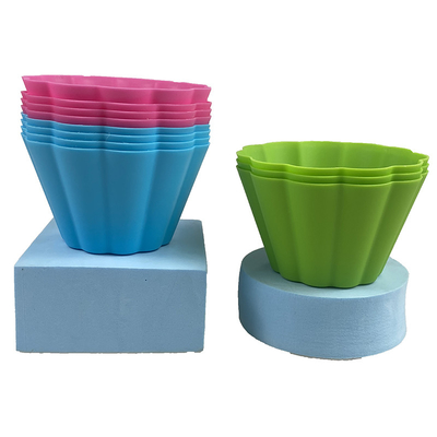 Moderne geïsoleerde plastic melktheeflessen met een handig handvat