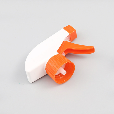 UV-geelektroplateerde plastic lotionflessen met heldere kraag en schermdruk in 250 ml