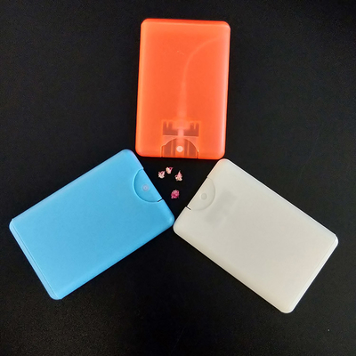 Ronde, glanzende PET-lotionflessen met UV-geelektroplateerde dop/kraag voor vloeibare huidverzorging