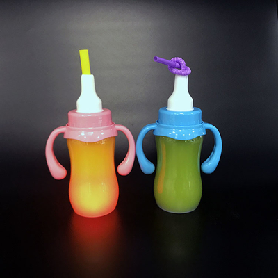 Kleurrijke plastic melk thee fles met lekbestendig en geïsoleerd ontwerp