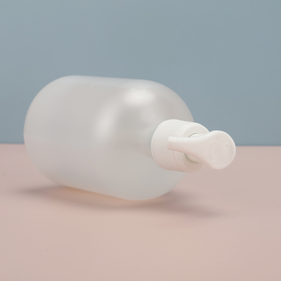 Eco-vriendelijke zijde gescreend PET-pompfles voor het uitdelen van cosmetica 47 mm