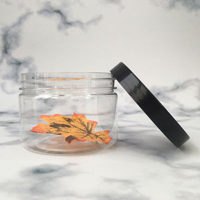 Plastic opslagpotten met deksels en betaalbaar