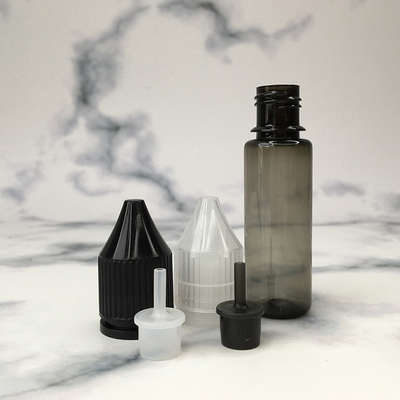 Persoonlijke ronde PET-vloeibare fles met transparante kleur voor het weergeven van het merklogo
