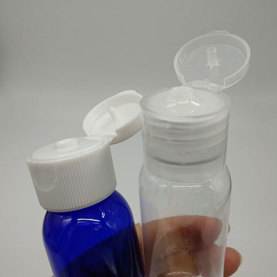 Persoonlijke PET-fles met flip-cap transparante en mannelijke lotion klaar