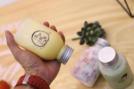 Professionele handvat bubbel thee potten met schroef op het deksel