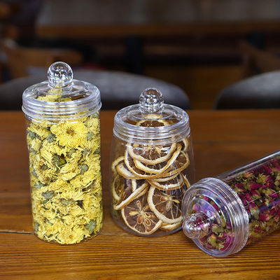 Efficiënt organiseren met plastic containers met een diameter van 65 mm en een plastic deksel