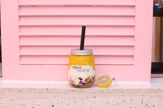 Moderne Milk Tea Flessen met Transparante Schroefdop Duurzame Herbruikbare Plastic Containers Ideaal voor Drankverpakking en Opslag