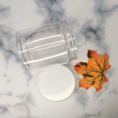 Plastic bewaarbussen met plastic deksel lekvrije containers gebruikt in de voedselverwerkende en retailomgeving