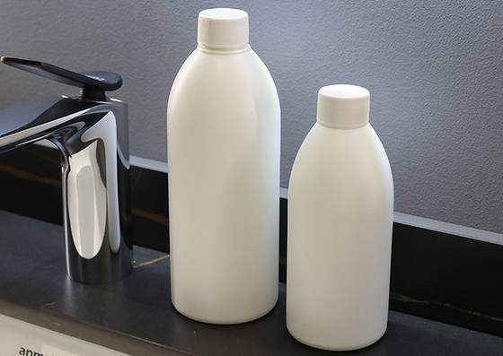 Veilige en handige plastic containers met schroefdop voor opslag