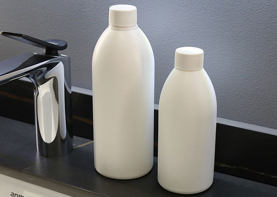 Veilige en handige plastic schroeftopcontainers voor opslag