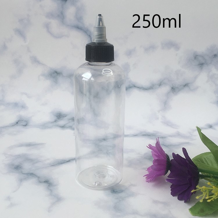 Aanpasbare plastic schroeftopflessen in verschillende maten met een aangepast etiketten paneel